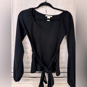 V Neck Tie Waist Top - Size 4 (Small)